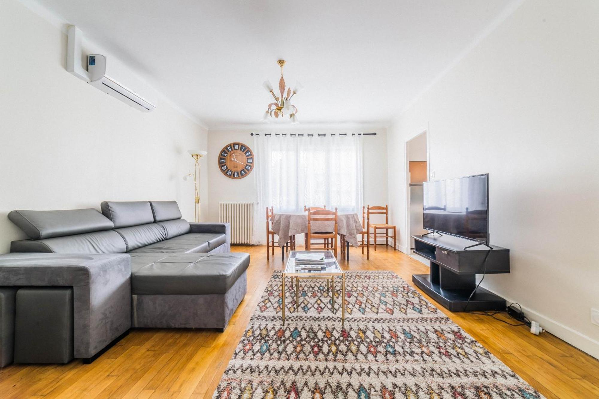 Les Rosiers - Maison Avec Jacuzzi Brive-la-Gaillarde Luaran gambar
